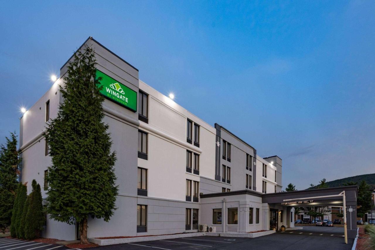 Hotel Wingate By Wyndham Fishkill Exterior foto